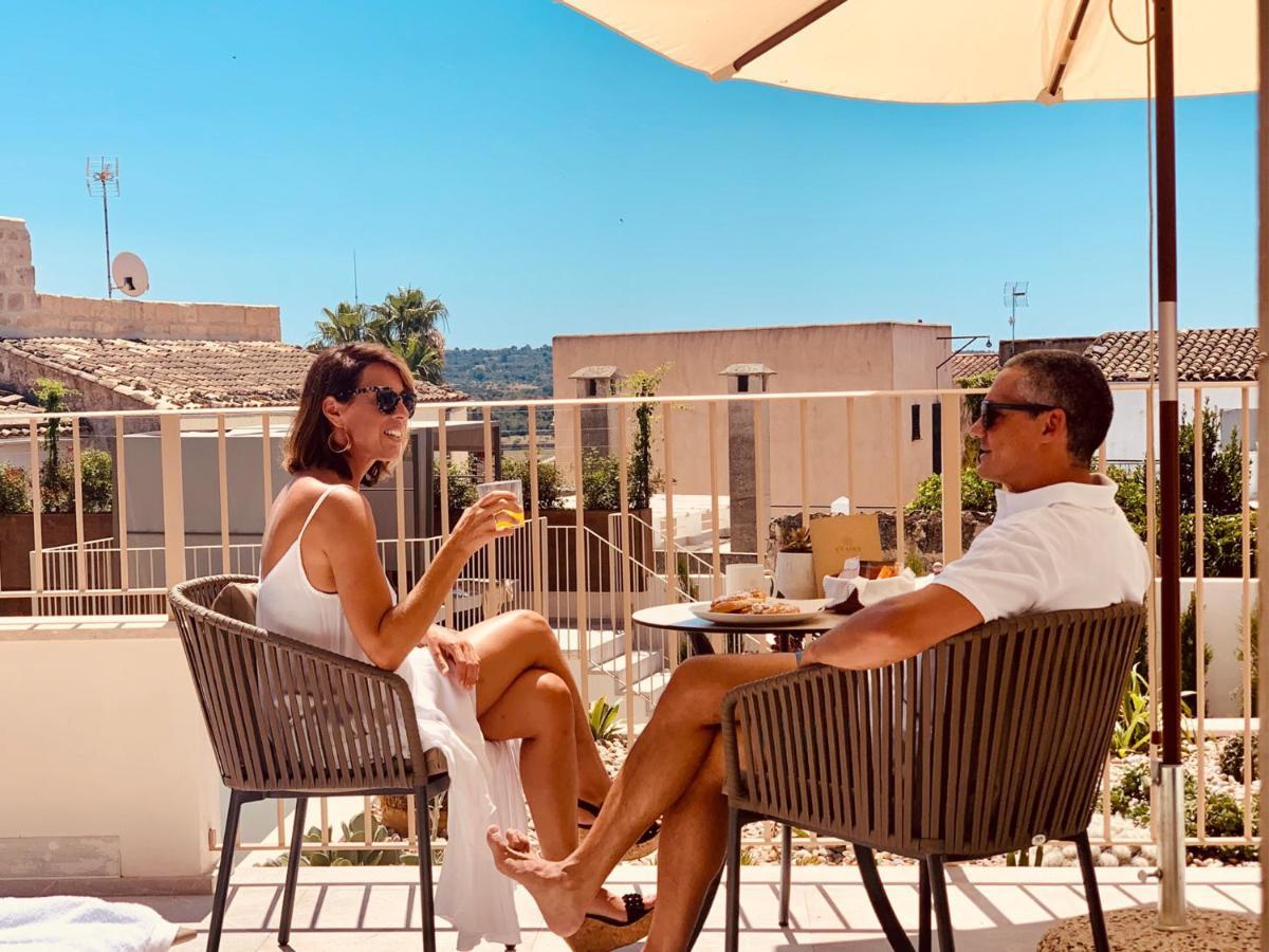 Ynaira Hotel & Spa Ariany Екстериор снимка